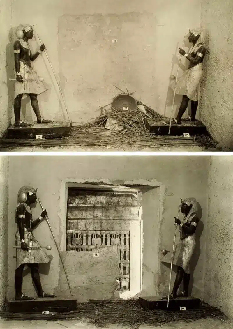 Mur montrant les traces d'une porte scellée menant à la chambre funéraire de Toutankhamon.