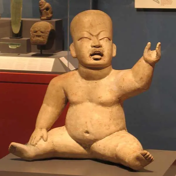statue-bebe-olmeque Sculpture olmèque d'un bébé - Témoignage de la vie antique